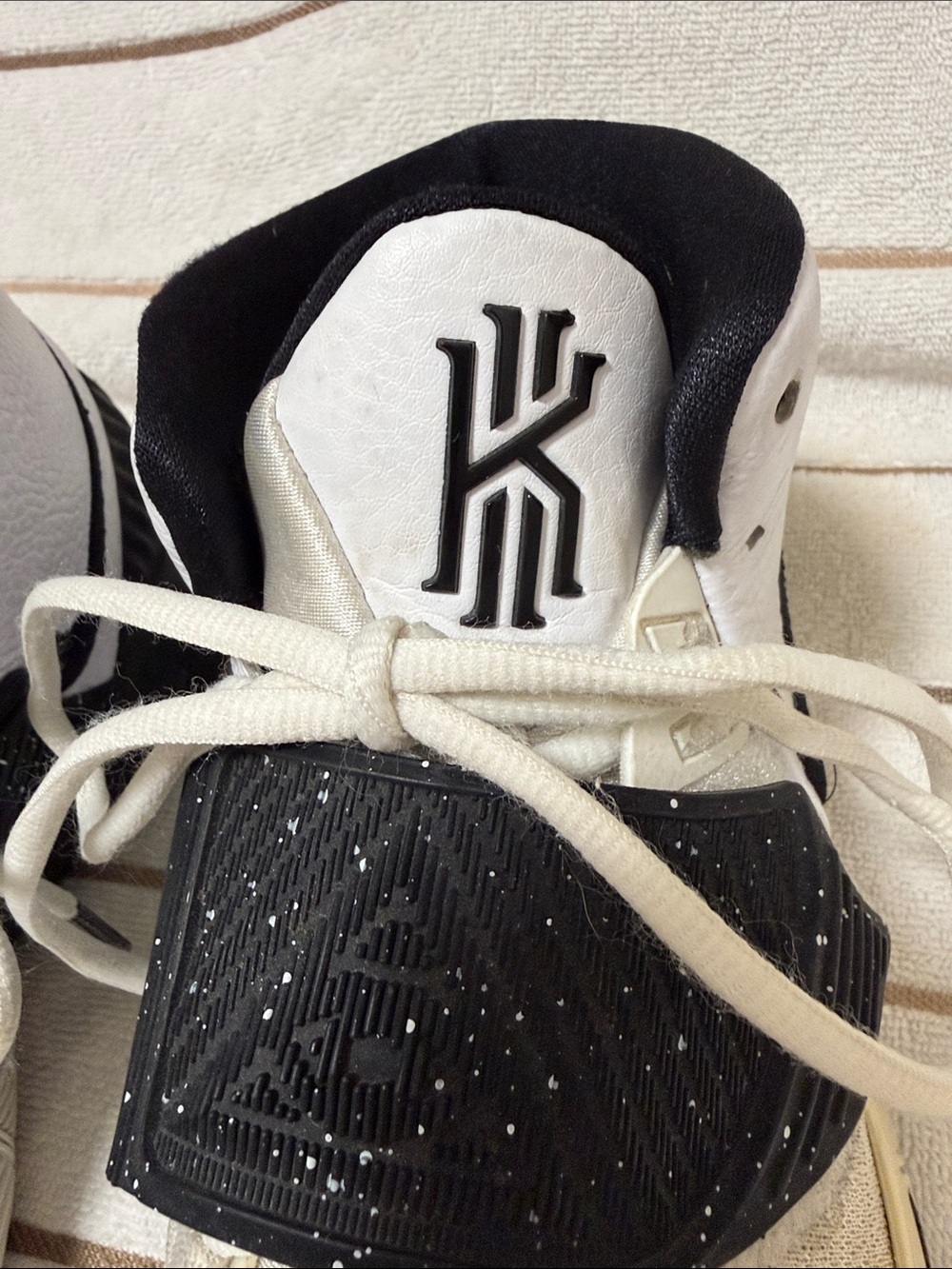 Nike Kyrie 6 men's basketball shoes